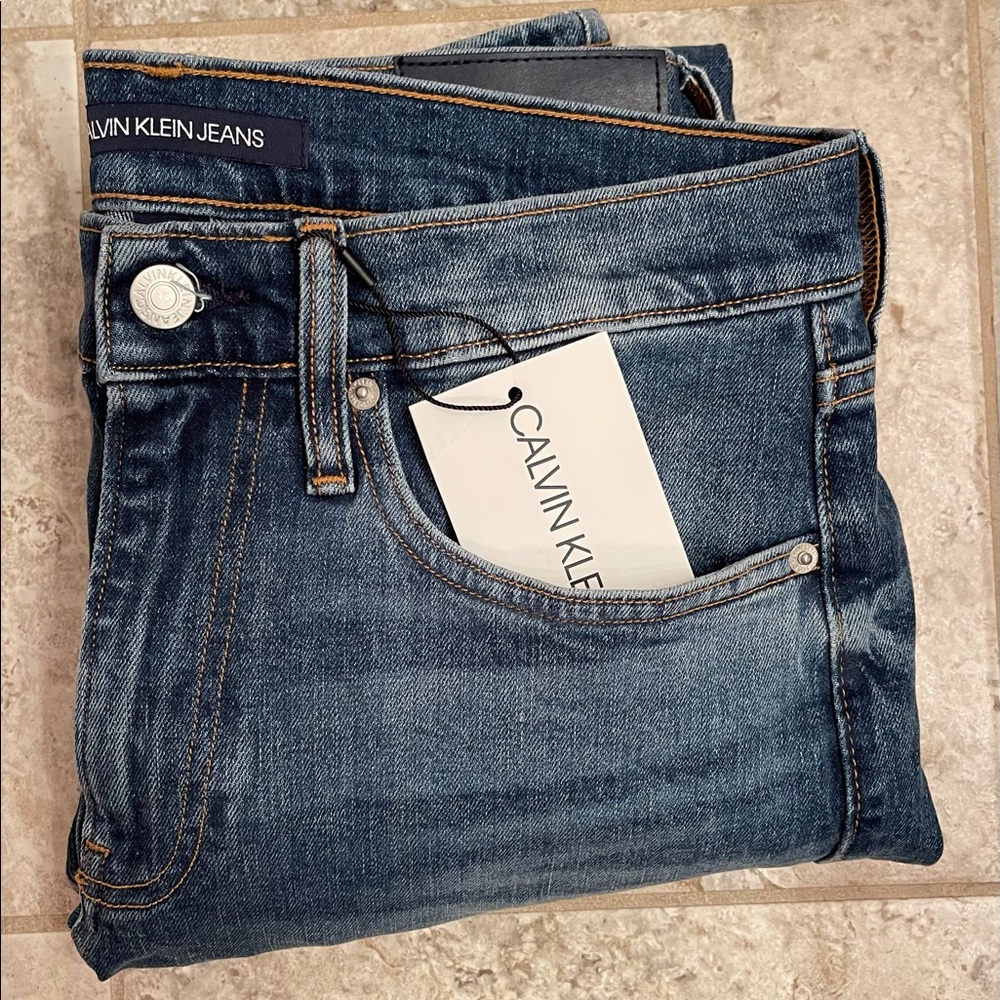 NWT Calvin Klein Jeans 30 x 32